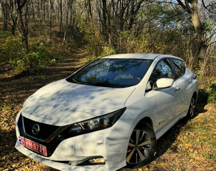 Белый Ниссан Лиф, объемом двигателя 0 л и пробегом 116 тыс. км за 11800 $, фото 53 на Automoto.ua