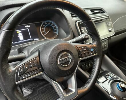 Білий Ніссан Ліф, об'ємом двигуна 0 л та пробігом 37 тис. км за 12500 $, фото 4 на Automoto.ua