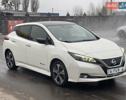 Белый Ниссан Лиф, объемом двигателя 0 л и пробегом 108 тыс. км за 12700 $, фото 5 на Automoto.ua