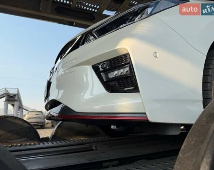 Белый Ниссан Лиф, объемом двигателя 0 л и пробегом 33 тыс. км за 16400 $, фото 6 на Automoto.ua