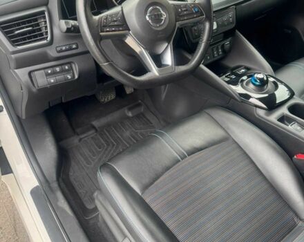 Белый Ниссан Лиф, объемом двигателя 0 л и пробегом 111 тыс. км за 9700 $, фото 20 на Automoto.ua