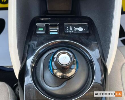 Білий Ніссан Ліф, об'ємом двигуна 40 л та пробігом 102 тис. км за 14500 $, фото 25 на Automoto.ua