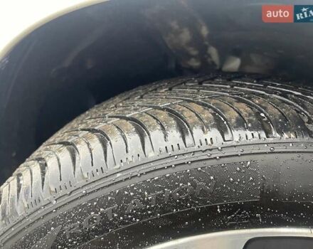 Белый Ниссан Лиф, объемом двигателя 0 л и пробегом 108 тыс. км за 12700 $, фото 30 на Automoto.ua