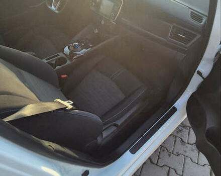 Білий Ніссан Ліф, об'ємом двигуна 0 л та пробігом 192 тис. км за 10800 $, фото 9 на Automoto.ua