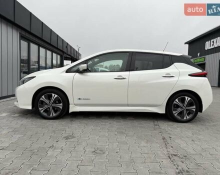 Белый Ниссан Лиф, объемом двигателя 0 л и пробегом 92 тыс. км за 12500 $, фото 8 на Automoto.ua