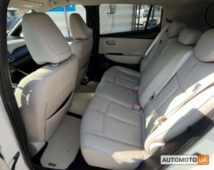 Білий Ніссан Ліф, об'ємом двигуна 40 л та пробігом 102 тис. км за 14500 $, фото 19 на Automoto.ua