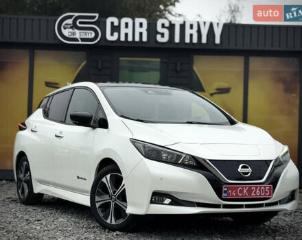 Белый Ниссан Лиф, объемом двигателя 0 л и пробегом 157 тыс. км за 11700 $, фото 2 на Automoto.ua