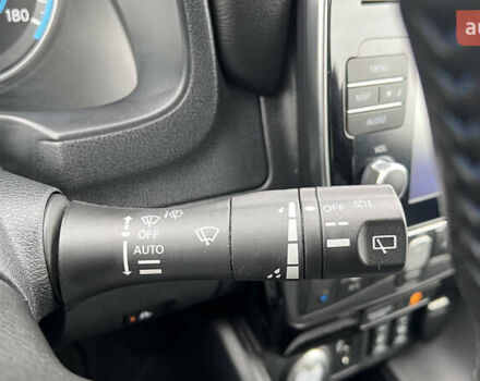 Белый Ниссан Лиф, объемом двигателя 0 л и пробегом 114 тыс. км за 12950 $, фото 28 на Automoto.ua