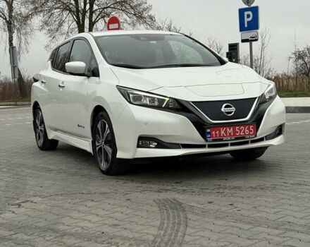 Белый Ниссан Лиф, объемом двигателя 0 л и пробегом 92 тыс. км за 12500 $, фото 3 на Automoto.ua