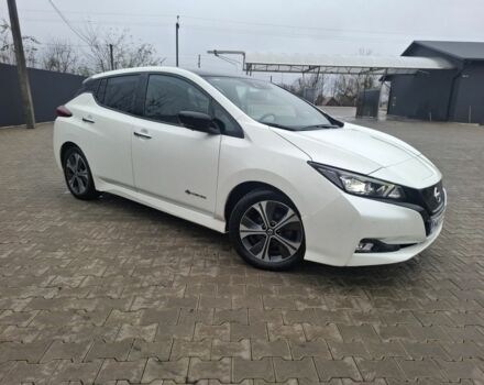 Белый Ниссан Лиф, объемом двигателя 0 л и пробегом 104 тыс. км за 12600 $, фото 1 на Automoto.ua