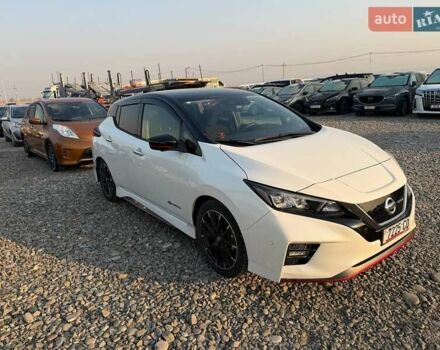 Белый Ниссан Лиф, объемом двигателя 0 л и пробегом 33 тыс. км за 16400 $, фото 5 на Automoto.ua