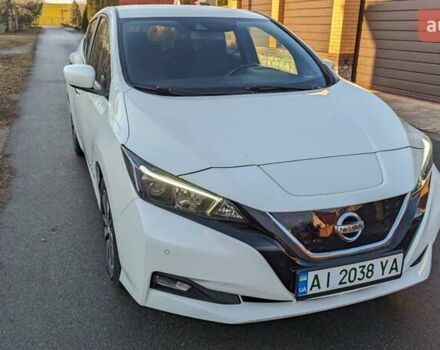 Белый Ниссан Лиф, объемом двигателя 0 л и пробегом 60 тыс. км за 14900 $, фото 18 на Automoto.ua