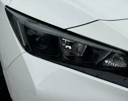 Белый Ниссан Лиф, объемом двигателя 0 л и пробегом 116 тыс. км за 11800 $, фото 28 на Automoto.ua