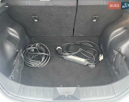 Белый Ниссан Лиф, объемом двигателя 0 л и пробегом 108 тыс. км за 12700 $, фото 28 на Automoto.ua