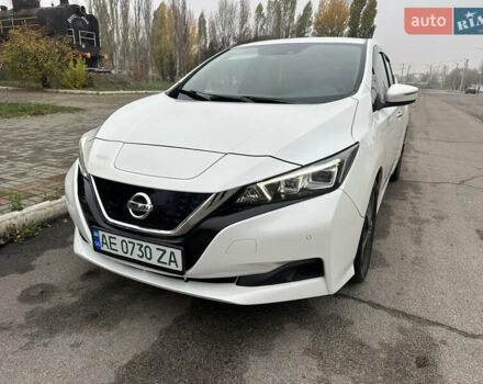 Белый Ниссан Лиф, объемом двигателя 0 л и пробегом 37 тыс. км за 12700 $, фото 15 на Automoto.ua