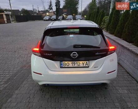 Білий Ніссан Ліф, об'ємом двигуна 0 л та пробігом 90 тис. км за 10000 $, фото 15 на Automoto.ua