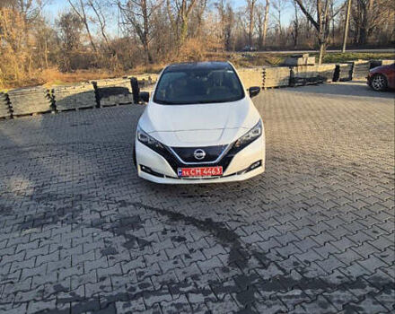 Білий Ніссан Ліф, об'ємом двигуна 0 л та пробігом 192 тис. км за 10800 $, фото 1 на Automoto.ua