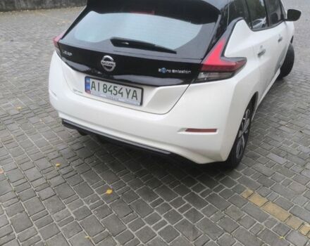 Белый Ниссан Лиф, объемом двигателя 0 л и пробегом 101 тыс. км за 12800 $, фото 3 на Automoto.ua