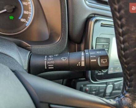 Белый Ниссан Лиф, объемом двигателя 0 л и пробегом 60 тыс. км за 14900 $, фото 34 на Automoto.ua