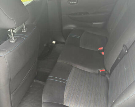 Белый Ниссан Лиф, объемом двигателя 0 л и пробегом 128 тыс. км за 10300 $, фото 15 на Automoto.ua