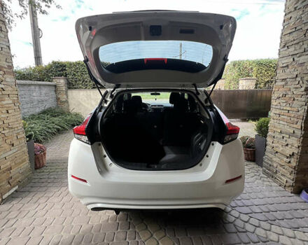 Білий Ніссан Ліф, об'ємом двигуна 0 л та пробігом 57 тис. км за 13750 $, фото 10 на Automoto.ua