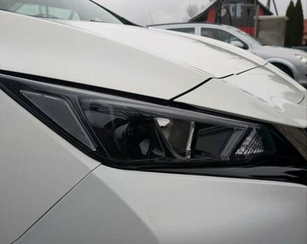 Белый Ниссан Лиф, объемом двигателя 0 л и пробегом 112 тыс. км за 12200 $, фото 9 на Automoto.ua