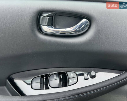 Белый Ниссан Лиф, объемом двигателя 0 л и пробегом 96 тыс. км за 13500 $, фото 20 на Automoto.ua