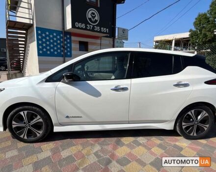 Білий Ніссан Ліф, об'ємом двигуна 40 л та пробігом 102 тис. км за 14500 $, фото 3 на Automoto.ua