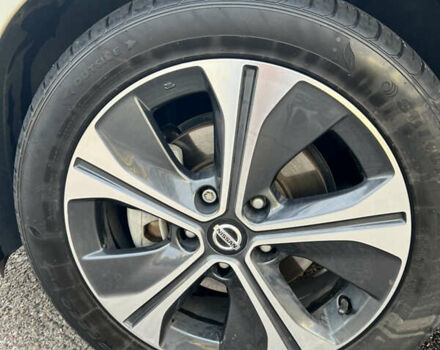 Білий Ніссан Ліф, об'ємом двигуна 0 л та пробігом 58 тис. км за 13499 $, фото 30 на Automoto.ua