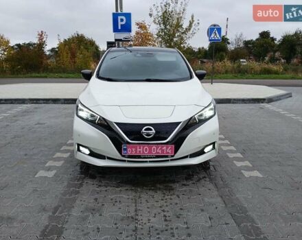 Белый Ниссан Лиф, объемом двигателя 0 л и пробегом 135 тыс. км за 12799 $, фото 4 на Automoto.ua