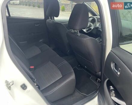 Белый Ниссан Лиф, объемом двигателя 0 л и пробегом 108 тыс. км за 12700 $, фото 23 на Automoto.ua