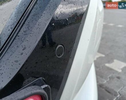 Белый Ниссан Лиф, объемом двигателя 0 л и пробегом 135 тыс. км за 12799 $, фото 32 на Automoto.ua