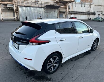 Белый Ниссан Лиф, объемом двигателя 0 л и пробегом 93 тыс. км за 12900 $, фото 4 на Automoto.ua