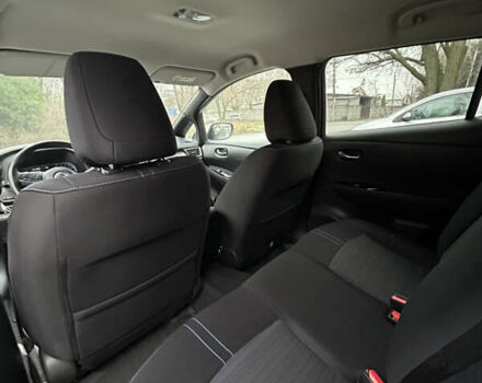 Білий Ніссан Ліф, об'ємом двигуна 0 л та пробігом 52 тис. км за 12380 $, фото 29 на Automoto.ua