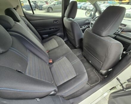 Білий Ніссан Ліф, об'ємом двигуна 0 л та пробігом 115 тис. км за 10999 $, фото 6 на Automoto.ua