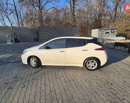 Білий Ніссан Ліф, об'ємом двигуна 0 л та пробігом 192 тис. км за 10800 $, фото 4 на Automoto.ua