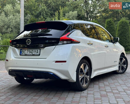 Білий Ніссан Ліф, об'ємом двигуна 0 л та пробігом 135 тис. км за 12150 $, фото 40 на Automoto.ua
