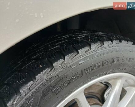 Белый Ниссан Лиф, объемом двигателя 0 л и пробегом 135 тыс. км за 12799 $, фото 34 на Automoto.ua