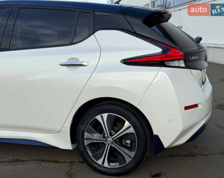 Білий Ніссан Ліф, об'ємом двигуна 0 л та пробігом 67 тис. км за 11500 $, фото 8 на Automoto.ua