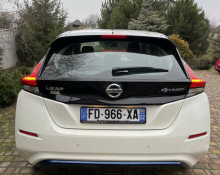 Белый Ниссан Лиф, объемом двигателя 0 л и пробегом 51 тыс. км за 12500 $, фото 6 на Automoto.ua