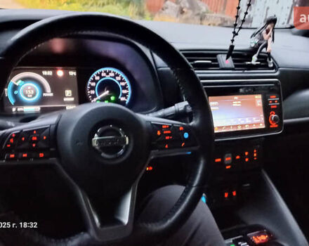 Белый Ниссан Лиф, объемом двигателя 0 л и пробегом 82 тыс. км за 15600 $, фото 42 на Automoto.ua