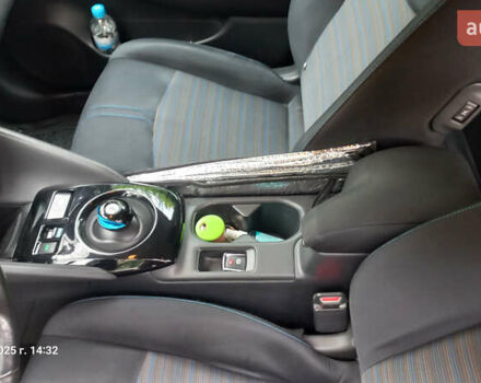 Белый Ниссан Лиф, объемом двигателя 0 л и пробегом 82 тыс. км за 15600 $, фото 37 на Automoto.ua