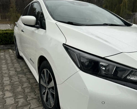Белый Ниссан Лиф, объемом двигателя 0 л и пробегом 116 тыс. км за 11800 $, фото 20 на Automoto.ua