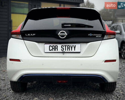 Белый Ниссан Лиф, объемом двигателя 0 л и пробегом 157 тыс. км за 11700 $, фото 12 на Automoto.ua