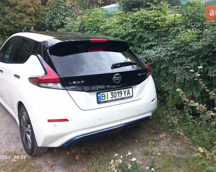 Белый Ниссан Лиф, объемом двигателя 0 л и пробегом 82 тыс. км за 15600 $, фото 3 на Automoto.ua