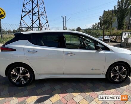 Білий Ніссан Ліф, об'ємом двигуна 40 л та пробігом 102 тис. км за 14500 $, фото 7 на Automoto.ua