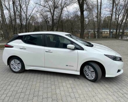 Белый Ниссан Лиф, объемом двигателя 0 л и пробегом 70 тыс. км за 12700 $, фото 1 на Automoto.ua