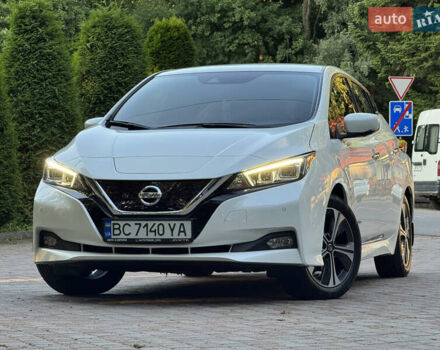 Білий Ніссан Ліф, об'ємом двигуна 0 л та пробігом 135 тис. км за 12150 $, фото 20 на Automoto.ua