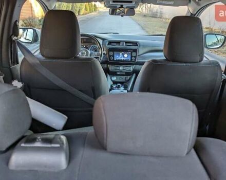 Белый Ниссан Лиф, объемом двигателя 0 л и пробегом 60 тыс. км за 14900 $, фото 22 на Automoto.ua