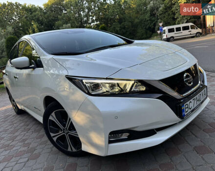 Белый Ниссан Лиф, объемом двигателя 0 л и пробегом 135 тыс. км за 12150 $, фото 10 на Automoto.ua